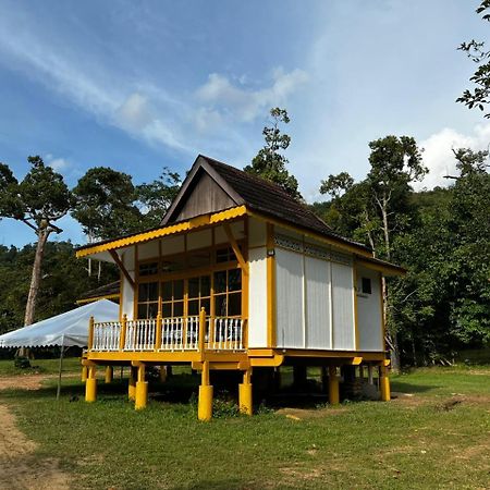 Teratak Al Qarni Hotel Jitra Buitenkant foto