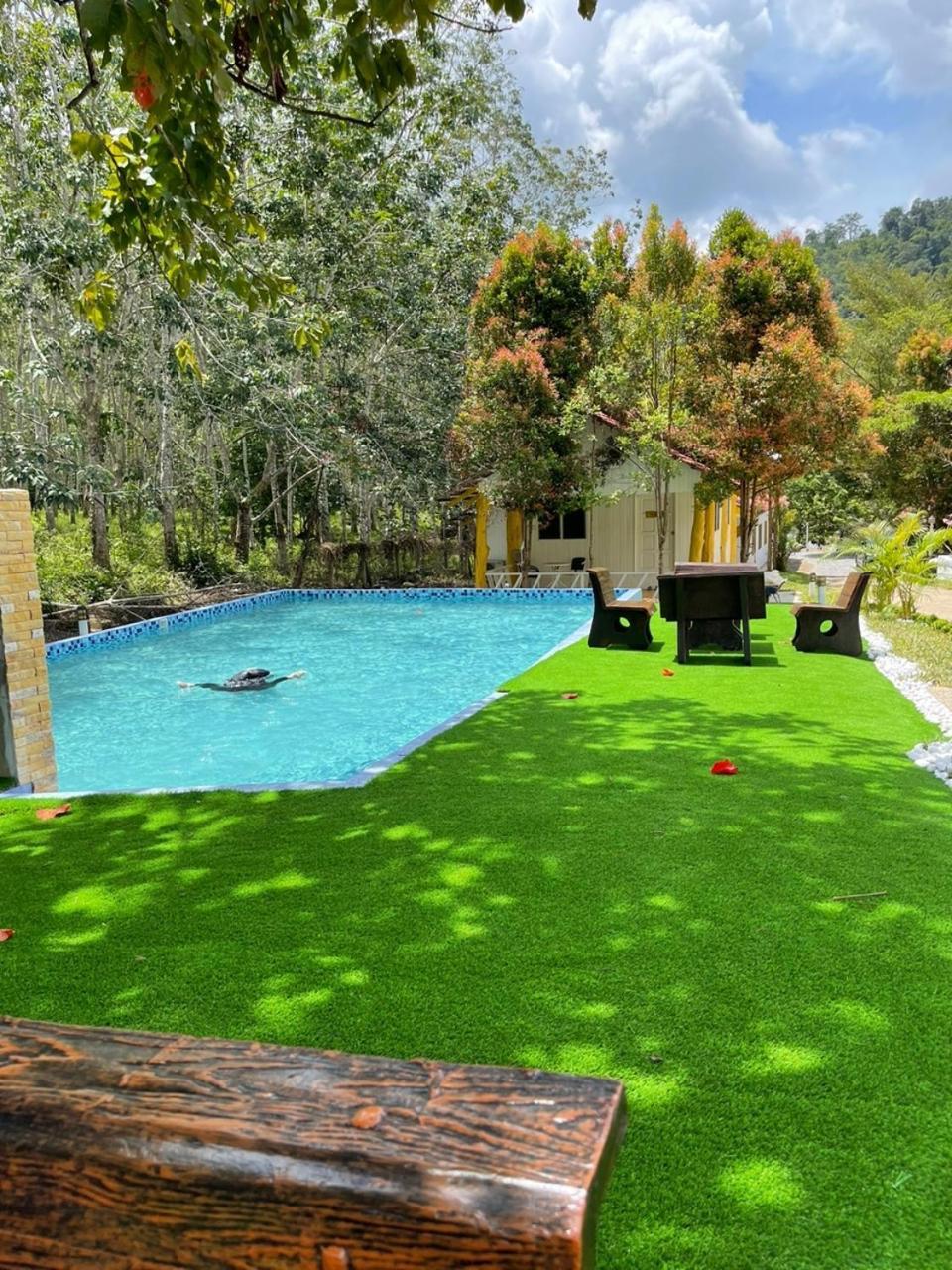 Teratak Al Qarni Hotel Jitra Buitenkant foto