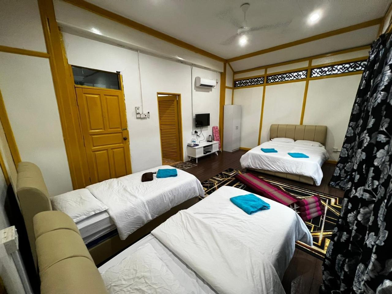 Teratak Al Qarni Hotel Jitra Buitenkant foto